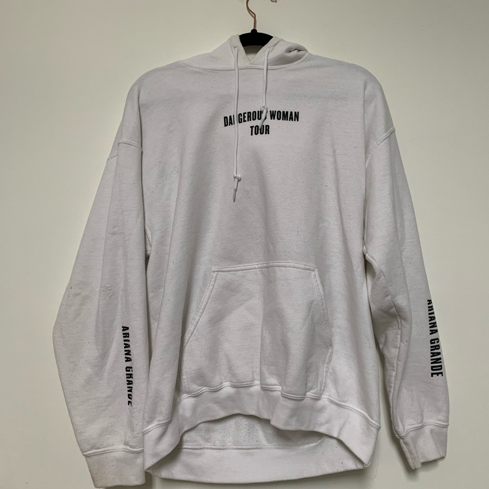 Ariana grande dangerous woman tour sweatshirt